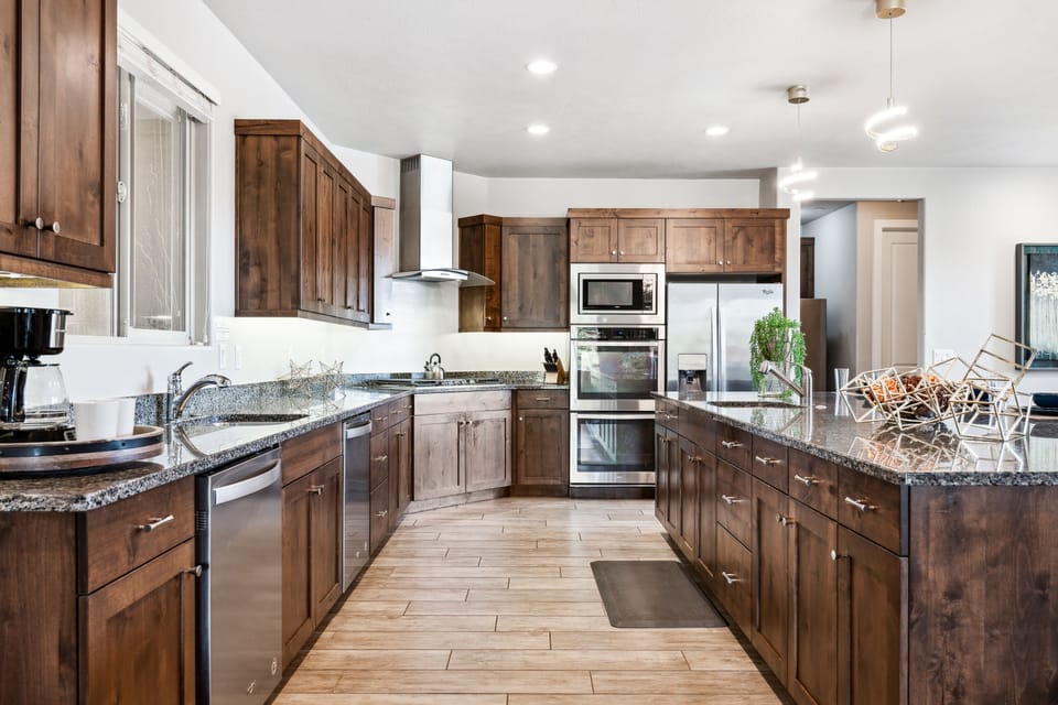 House, Multiple Bedrooms | Private kitchen | Fridge, oven, coffee/tea maker, toaster
