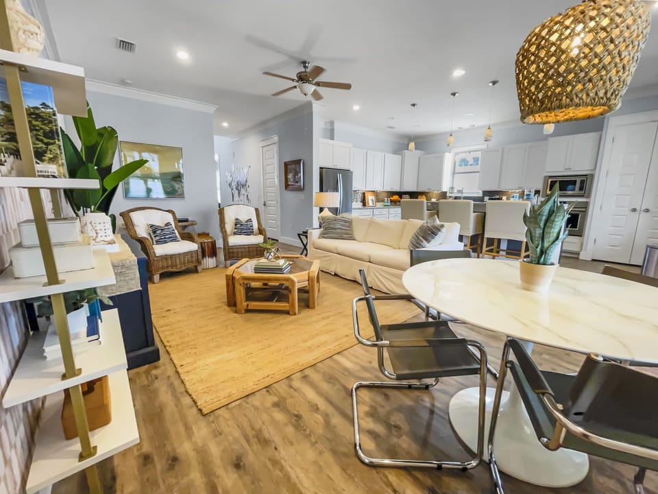 House, 3 Bedrooms | Dining