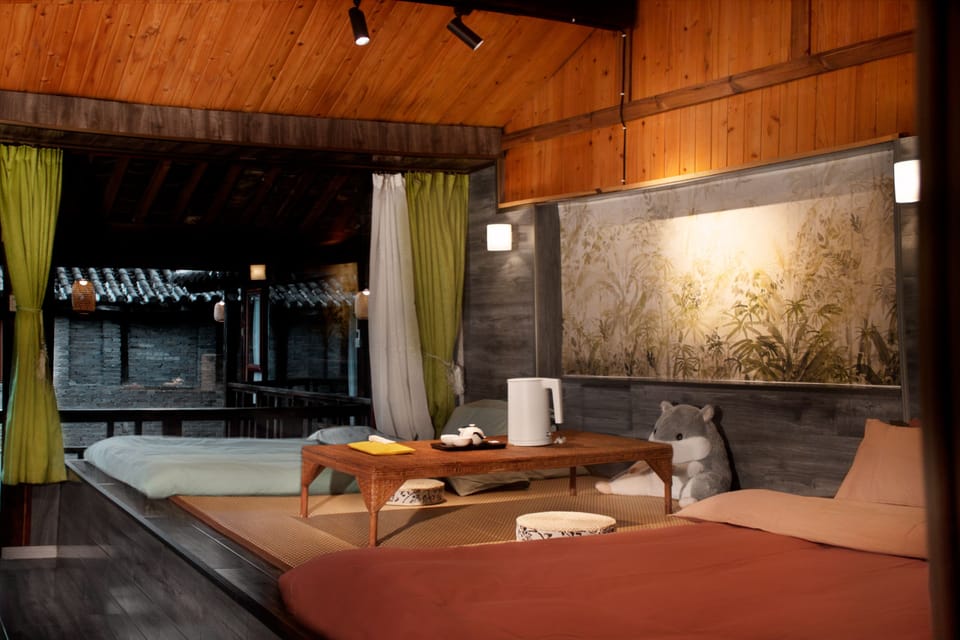 Comfort Double or Twin Room, Private Bathroom, Courtyard View | WiFi (free)
