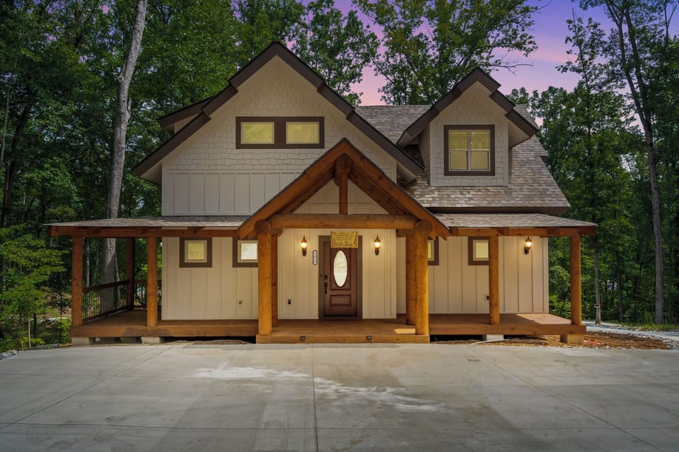 The Starling Bear Den