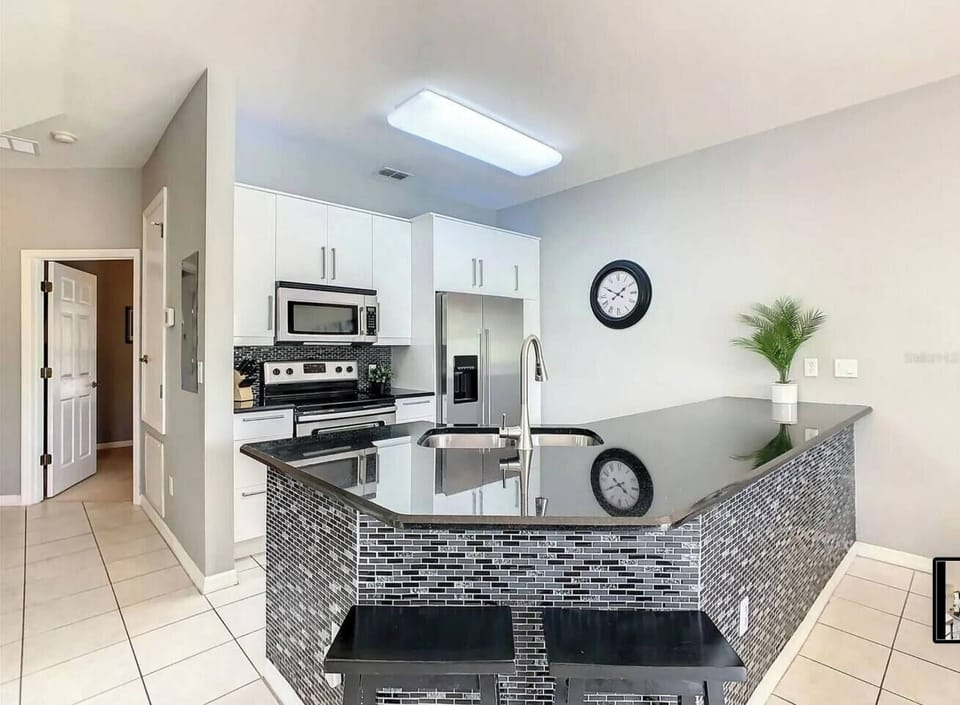 Rooms: Kitchen