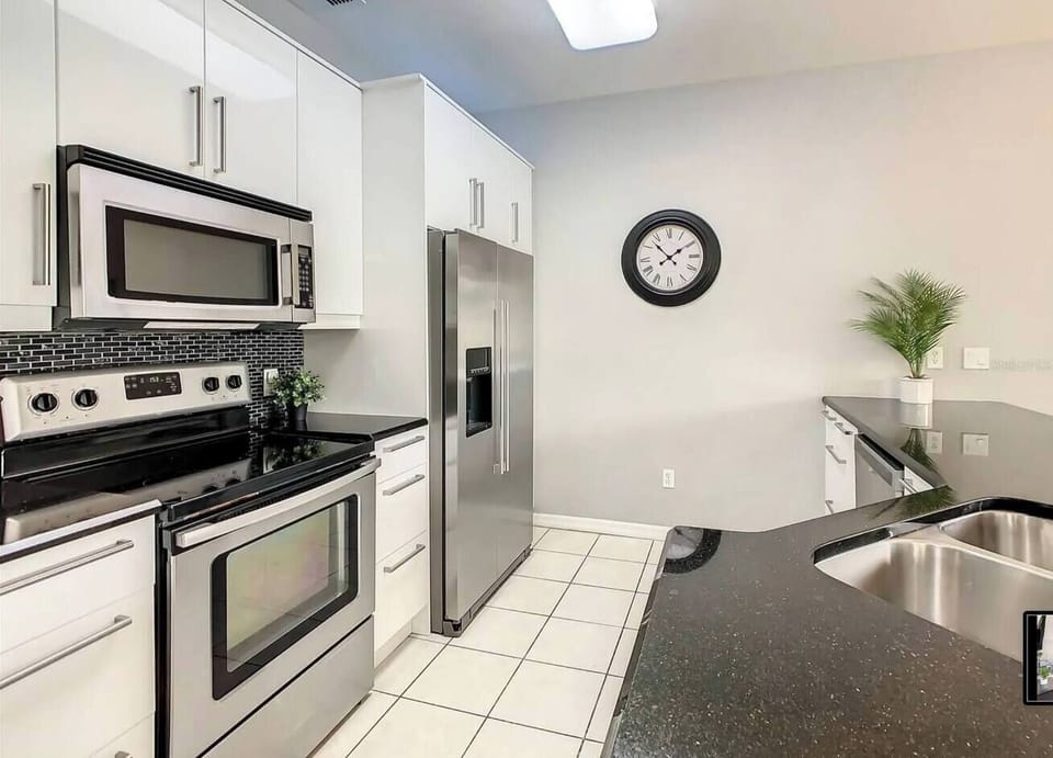 Rooms: Kitchen