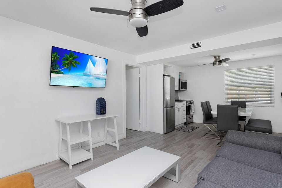 Classic Apartment | Living area