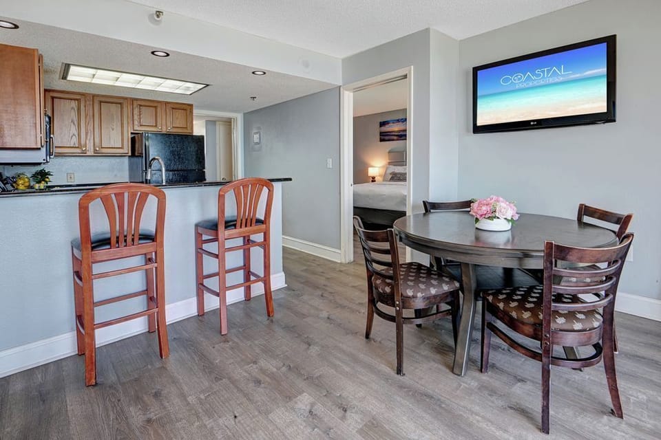 Chill and dine in this modern and stylish kitchen/dining area.