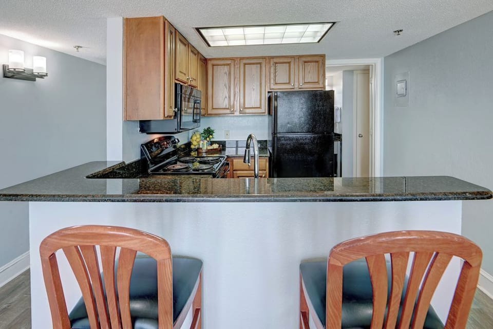 Chill and dine in this modern and stylish kitchen/dining area.