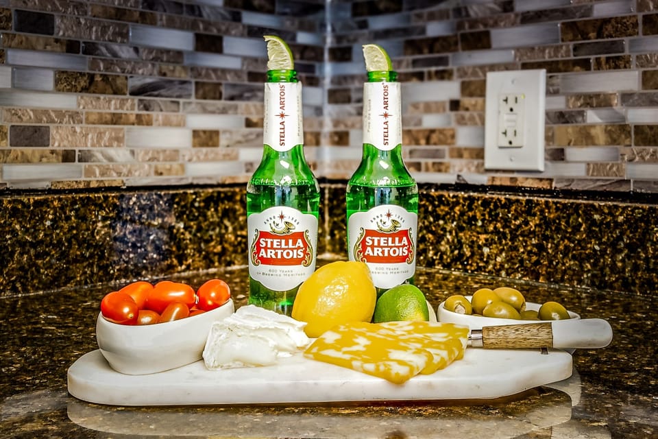 Sets the suite for unforgettable gatherings.