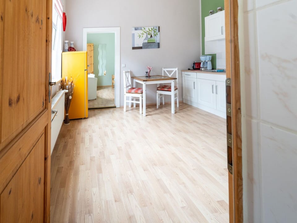Apartment | Dining