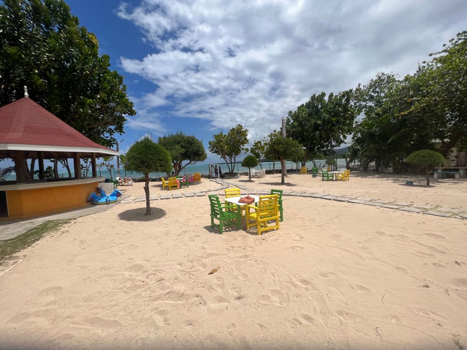 Private beach nearby, white sand, sun loungers, beach umbrellas