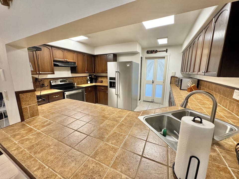 Kitchen (2)