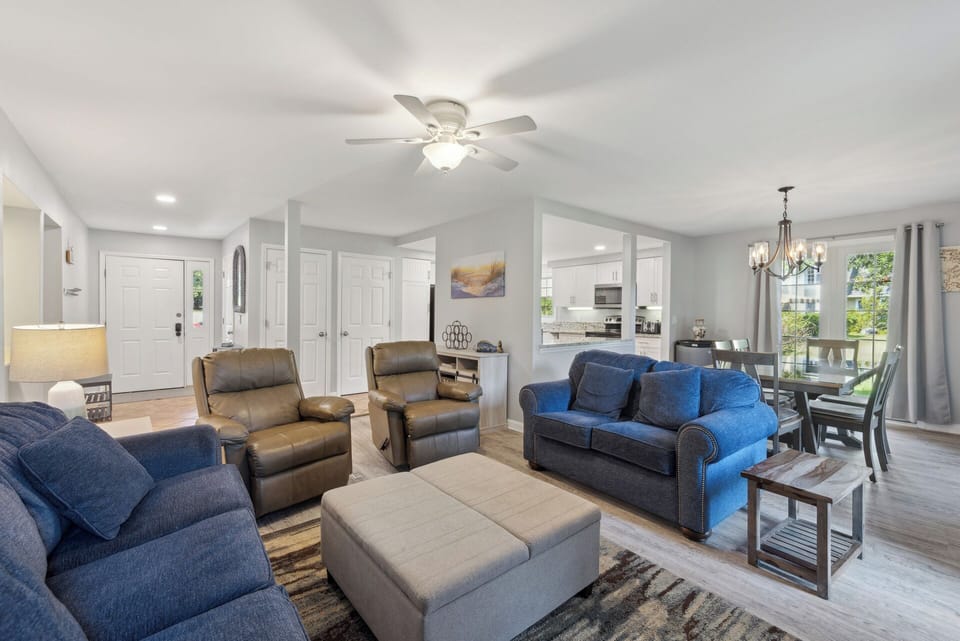 Whether you're planning a family vacation or a snowbird escape on Hilton Head Island, this spot is perfect for you.