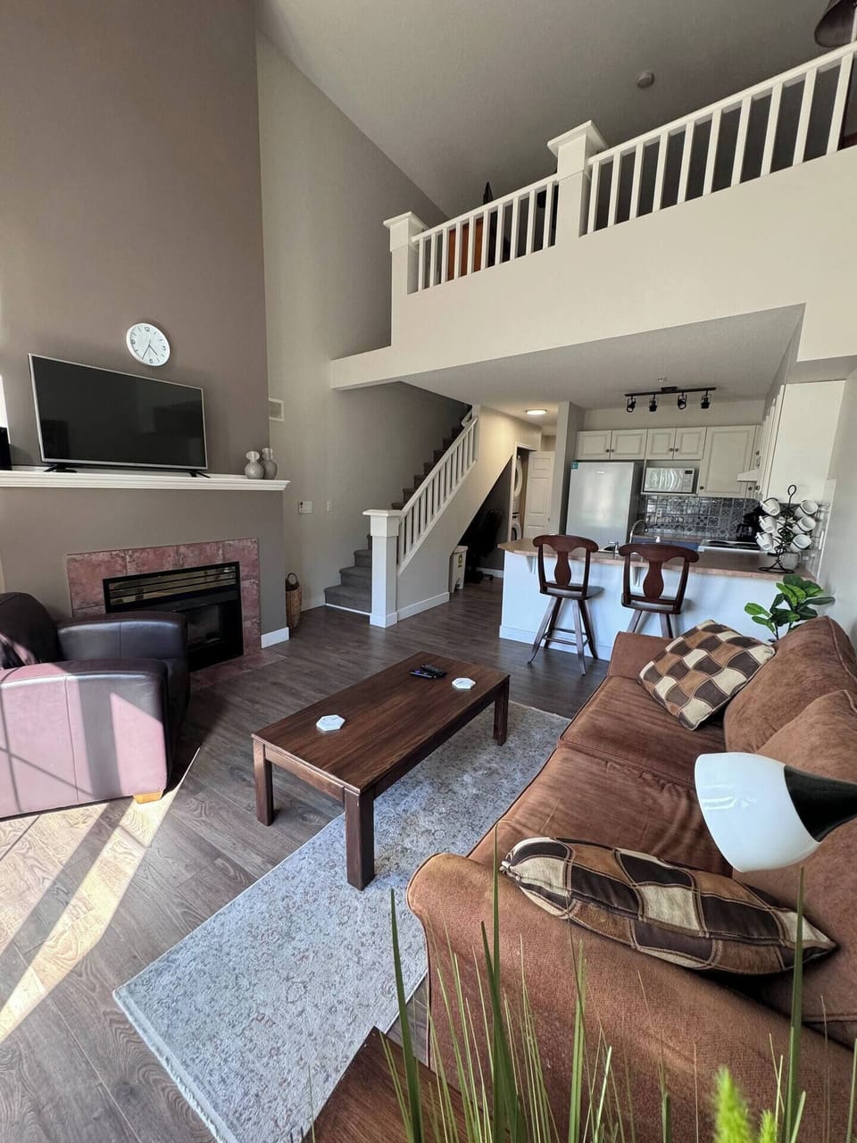 317 Living Area