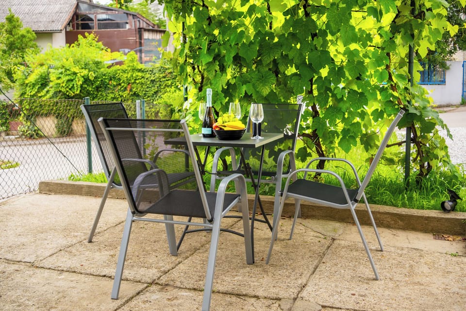 Family Apartment, 2 Bedrooms, Terrace (Family Friendly Apartment With) | Outdoor dining