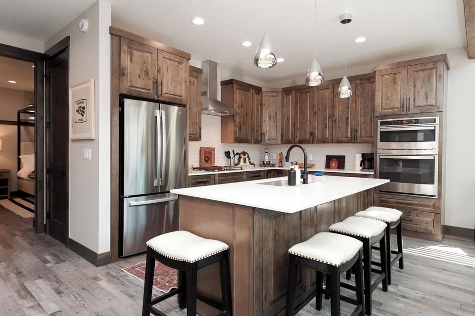 Fully Stocked Kitchen