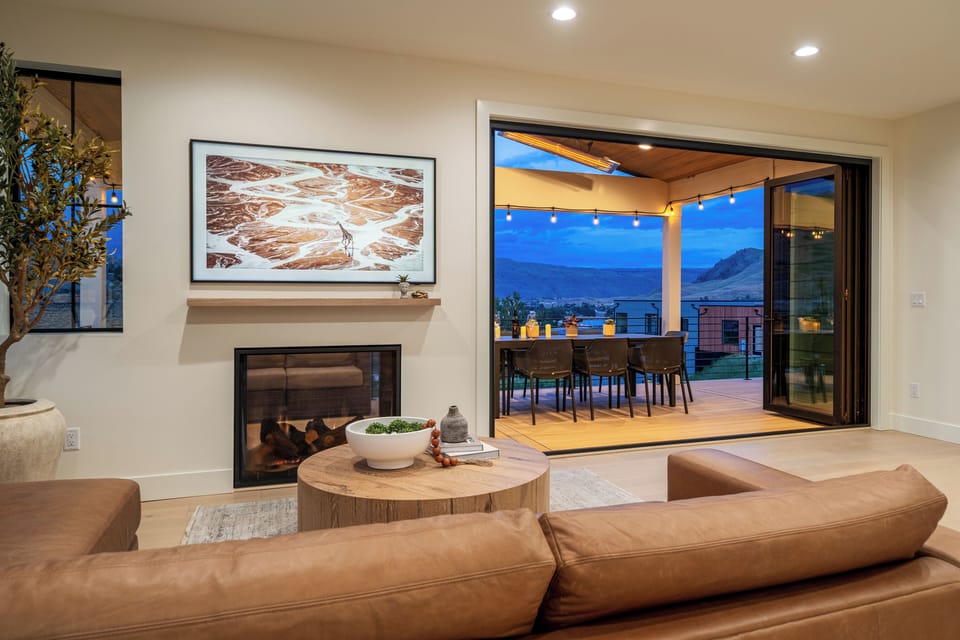 Indoor/outdoor living