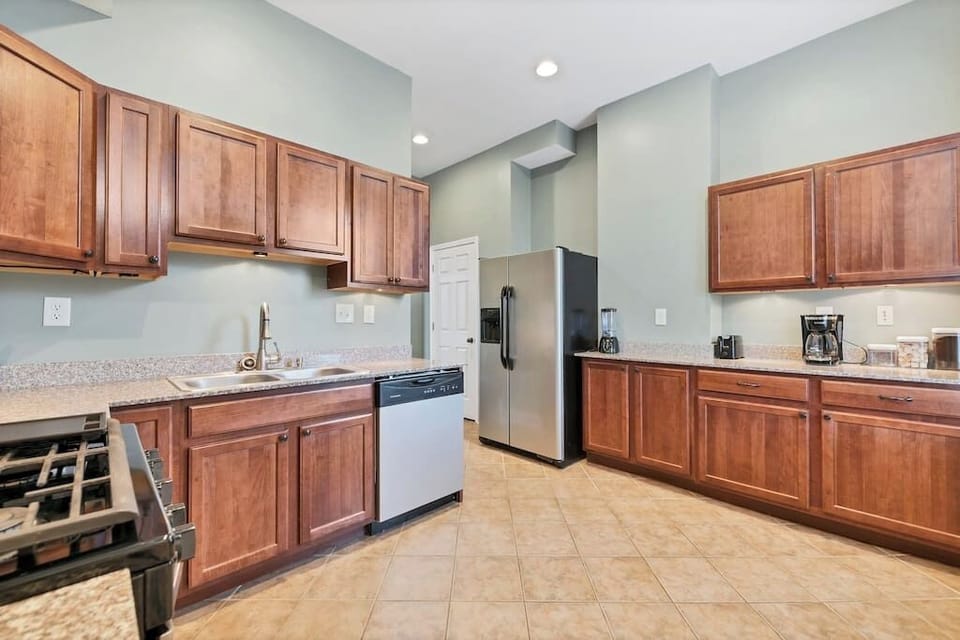Fully stocked kitchen