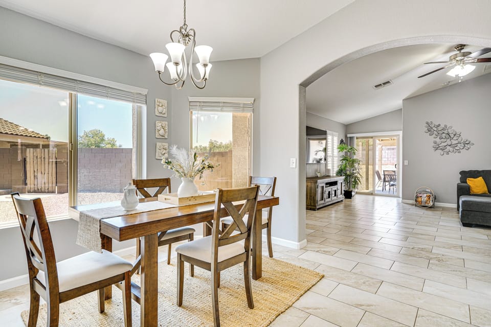 House (3 Bedrooms) | Interior