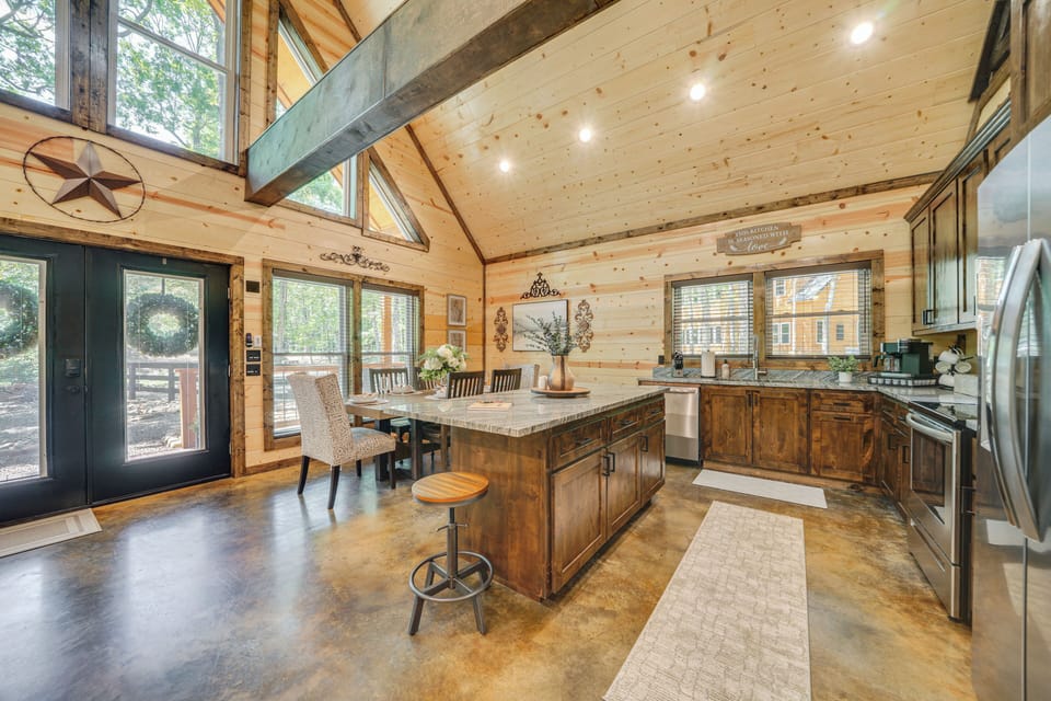 House (4 Bedrooms) | Interior