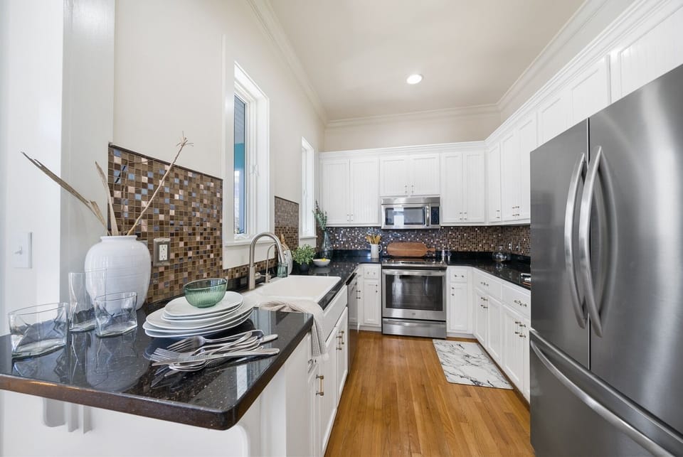 House, 3 Bedrooms | Private kitchen | Fridge, oven, coffee/tea maker, toaster