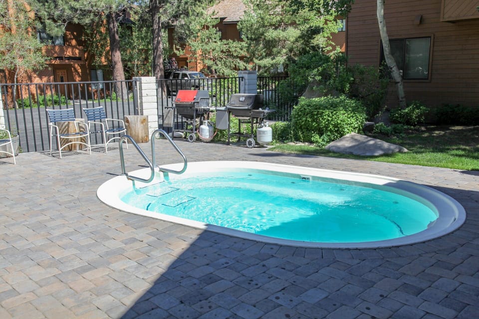 Condo, 2 Bedrooms | Outdoor spa tub