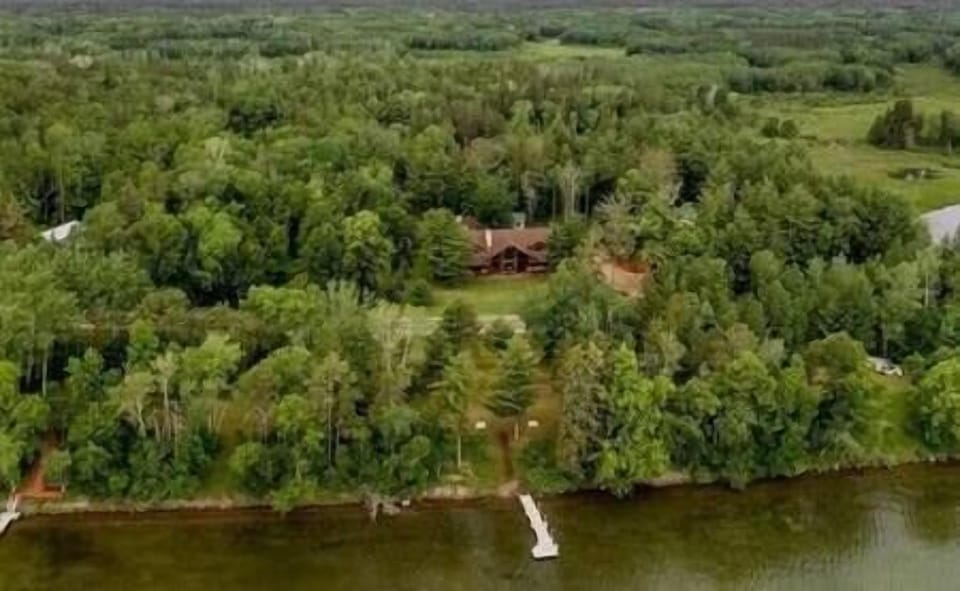 9ca4c3eb f73b 4a9b 8aff 85cc0876d602