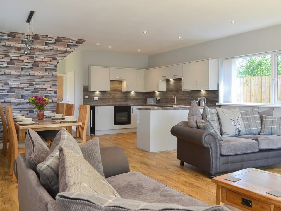 Open plan living space | Fox Cottage, Camerton, near Hull