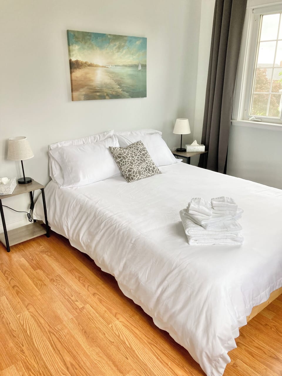 Fourth Bedroom - Queen Bed