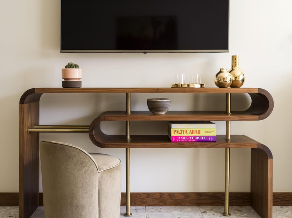 Frette Italian sheets, premium bedding, down comforters, pillowtop beds