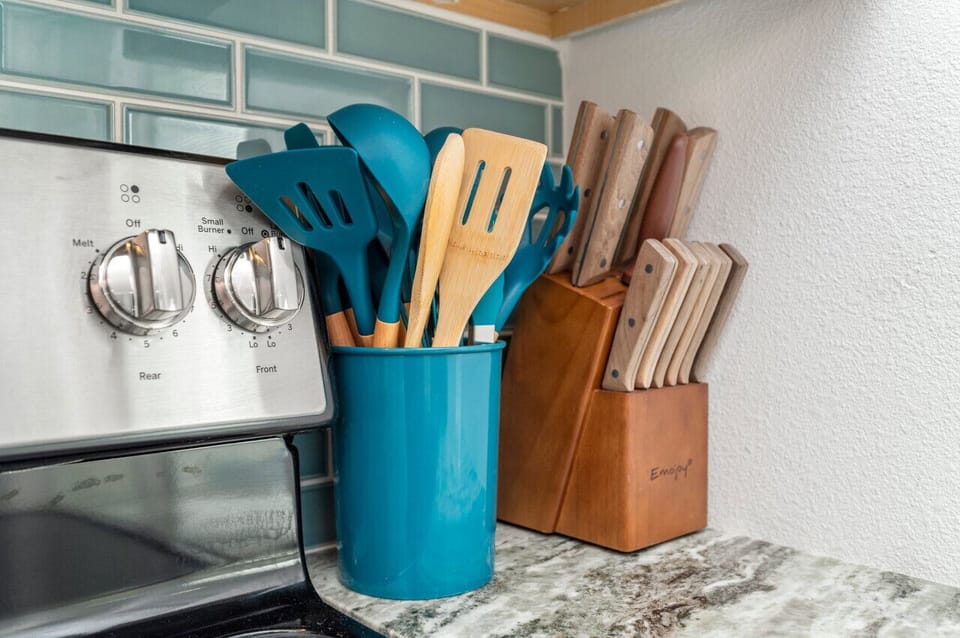 Prepare and cook your preferred dishes in this fully-equipped kitchen, stocked with all essential cooking utensils