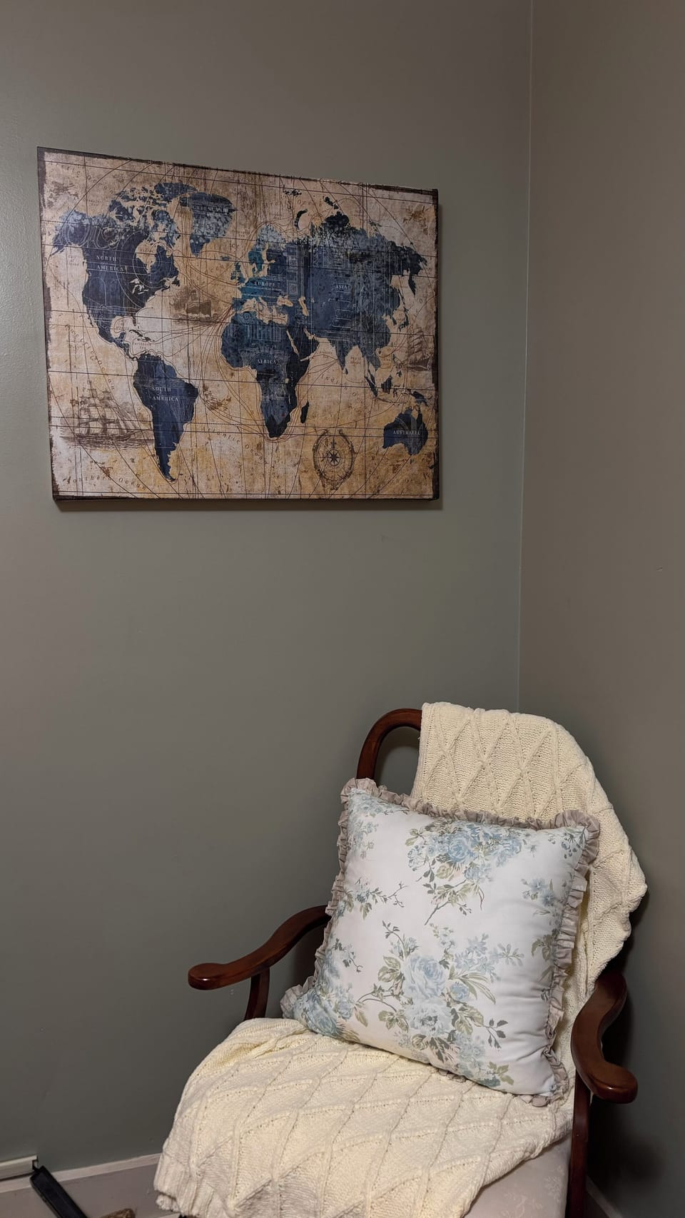 chair available in guest room