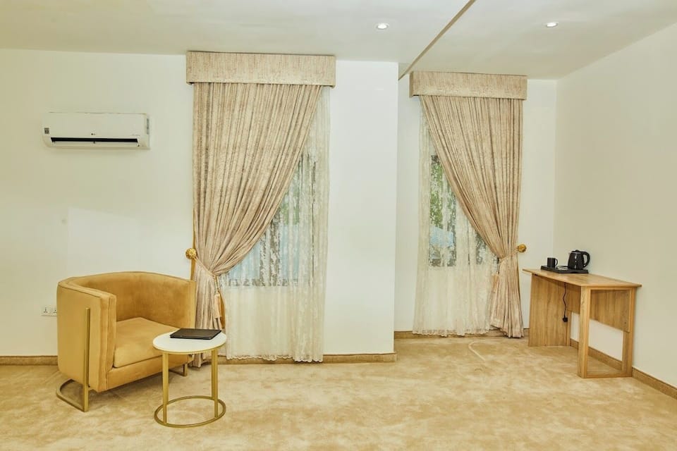 Luxury Room, City View | Desk, laptop workspace, free WiFi