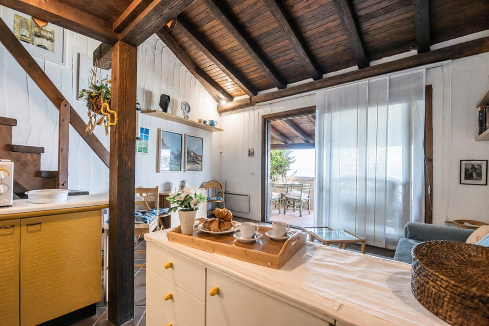 Family Apartment, 3 Bedrooms, 2 Bathrooms (Punta Volpe Home With Pool) | Living area