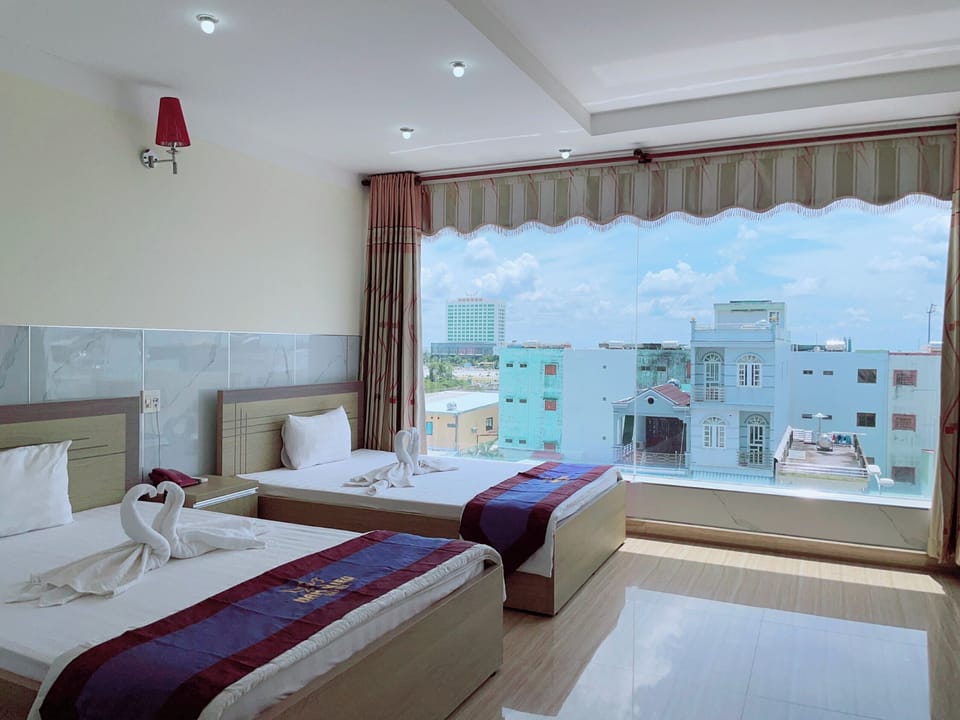 Twin Room | WiFi (free), bed sheets