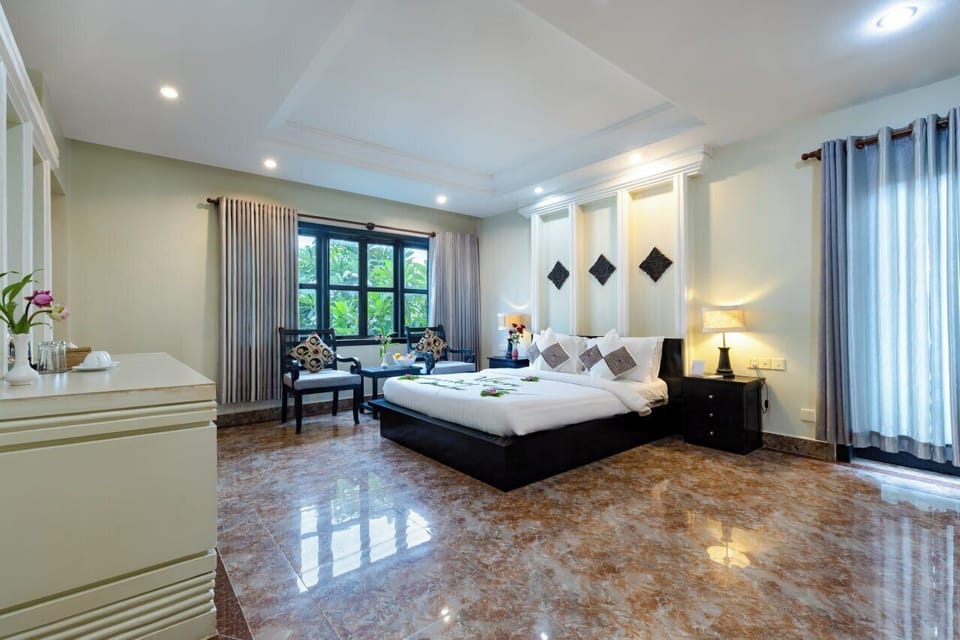Deluxe Double Room, Balcony, City View | In-room safe, desk, laptop workspace, free WiFi