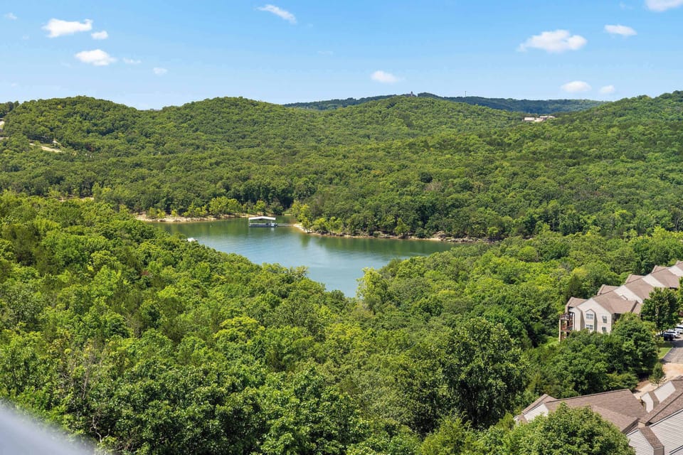 This well established area is surrounded by trees and natural beauty!