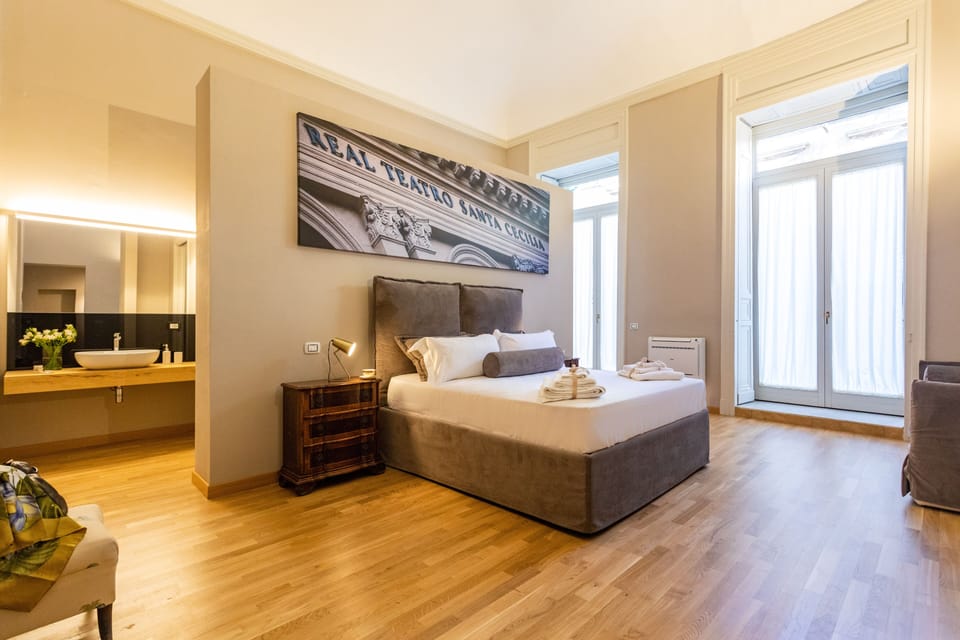 Deluxe Suite | 1 bedroom, Frette Italian sheets, premium bedding, down comforters