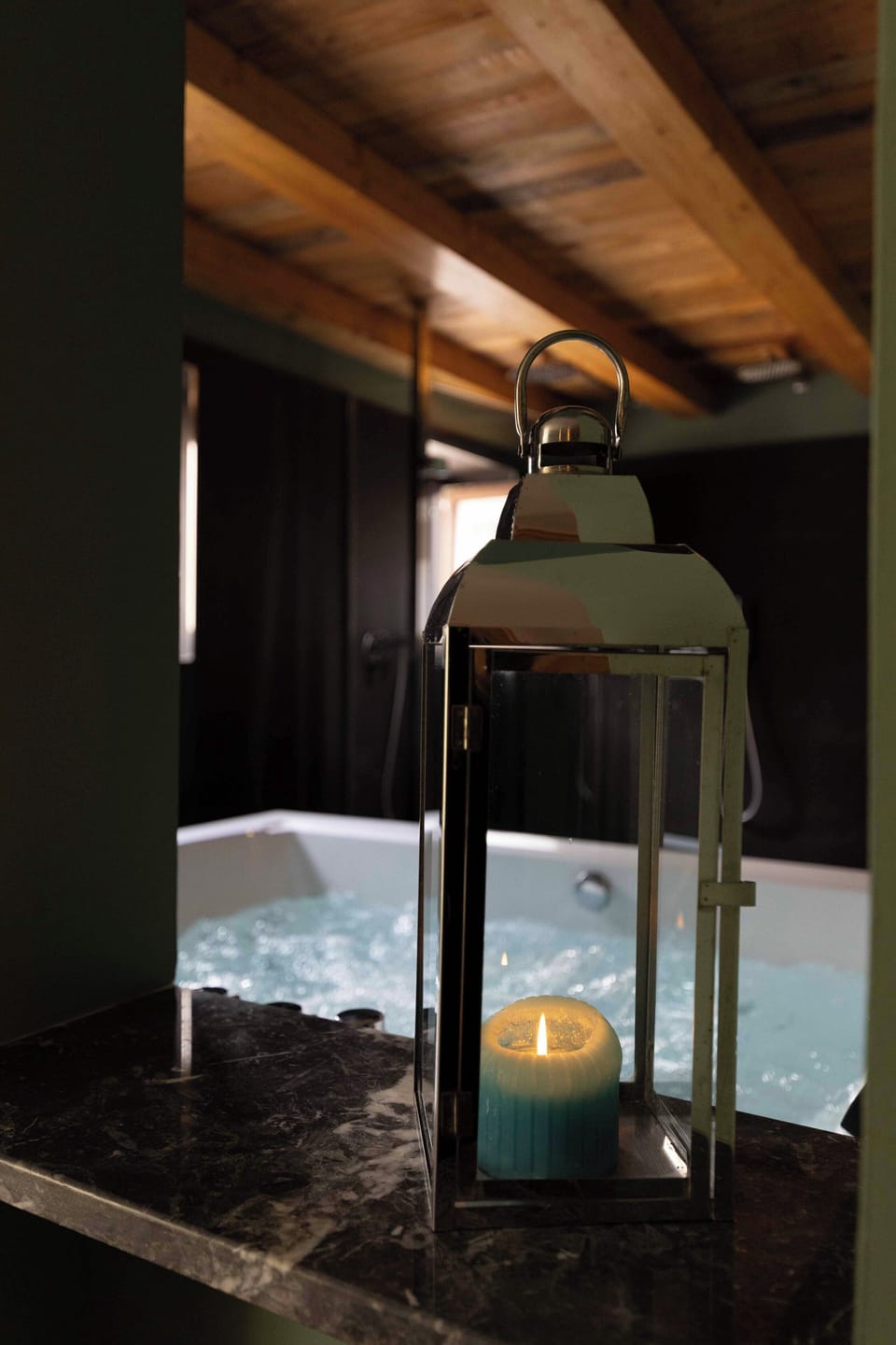 Sauna, hot tub, steam room