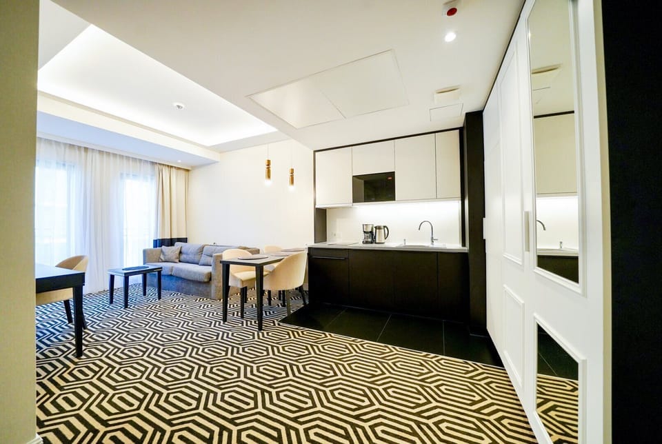 Private kitchenette