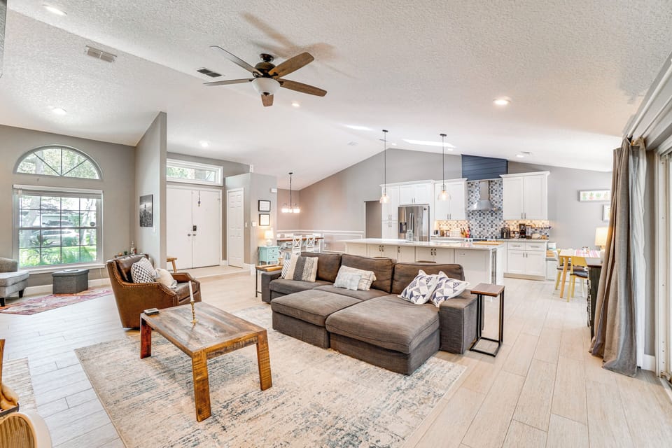 House (3 Bedrooms) | Interior