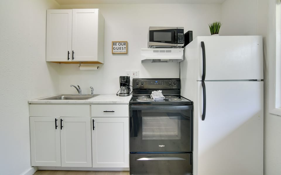 Apartment (1 Bedroom) | Interior