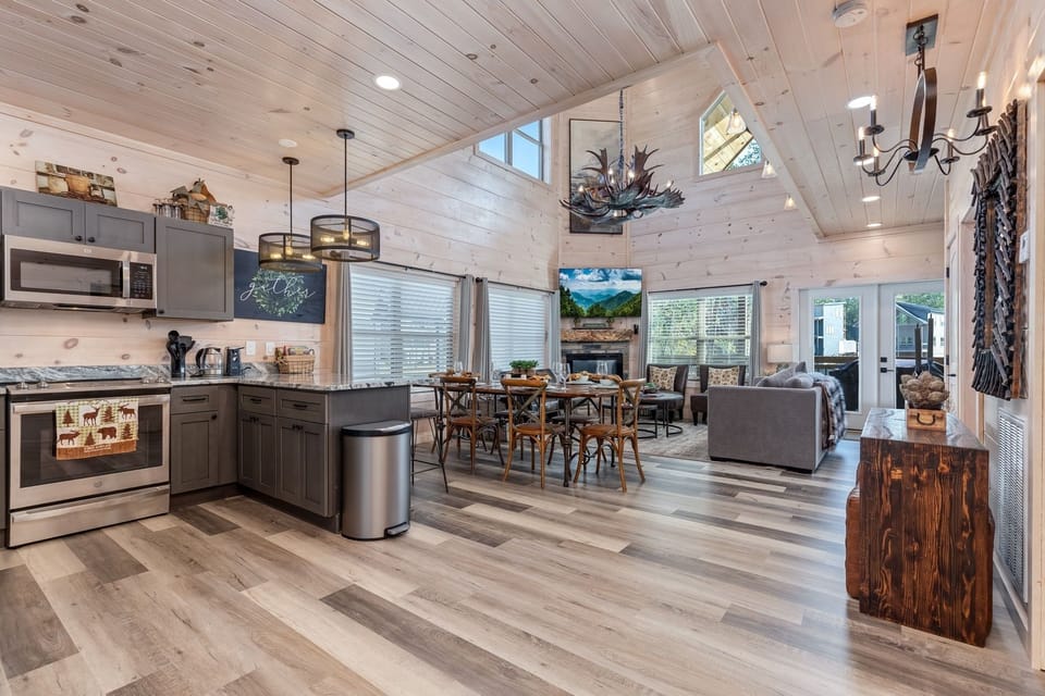 Cabin, 3 Bedrooms | Interior