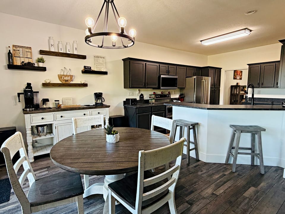 Breakfast Bar Seating and Table