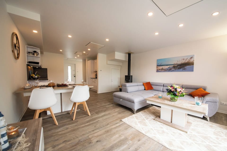 House | Living area | 55-inch Smart TV with digital channels, fireplace