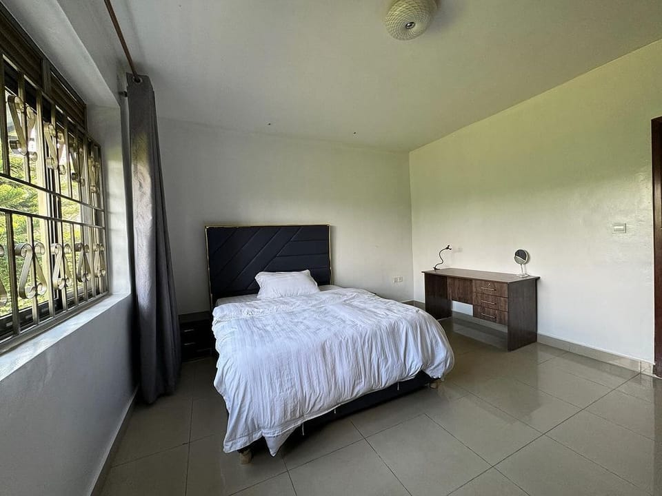 Classic Double Room, Lake View | WiFi (free)