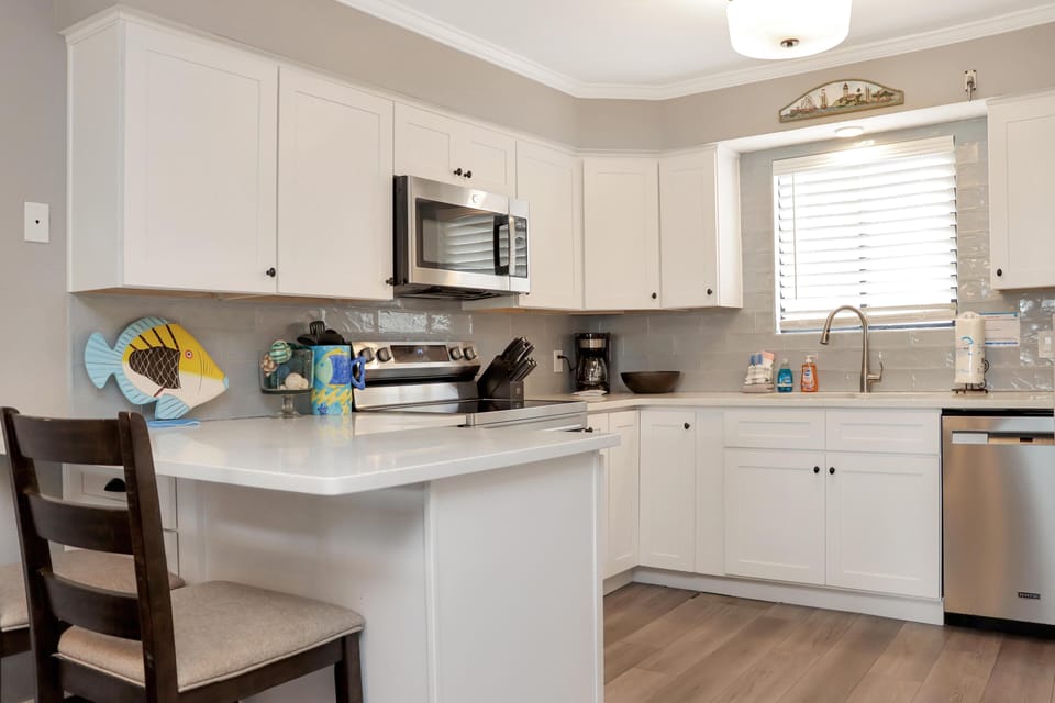 House, Multiple Beds (Barrier Dunes 156 - 11 Sand Dollar Dr) | Private kitchen