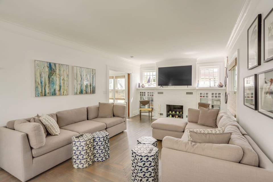 Port Clinton Vacation Rental | 4BR | 3BA | 2,000 Sq Ft | Stairs Required