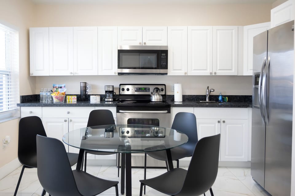 The full kitchen is ready for your culinary adventures.