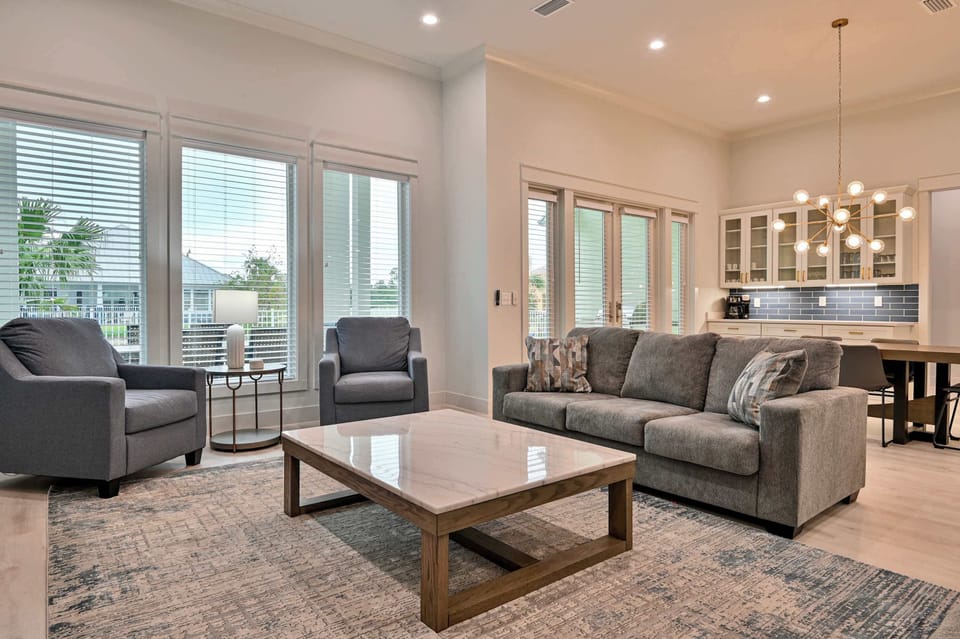 Living area with Smart TV, and comfy seating