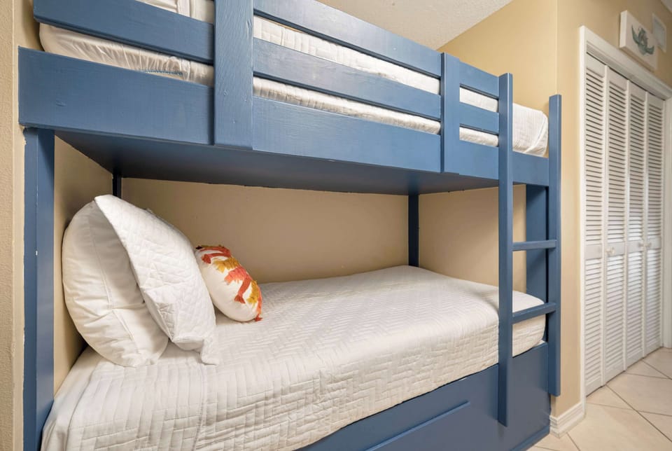 Hallway bunk beds are available for the kids and the kids-at-heart. 