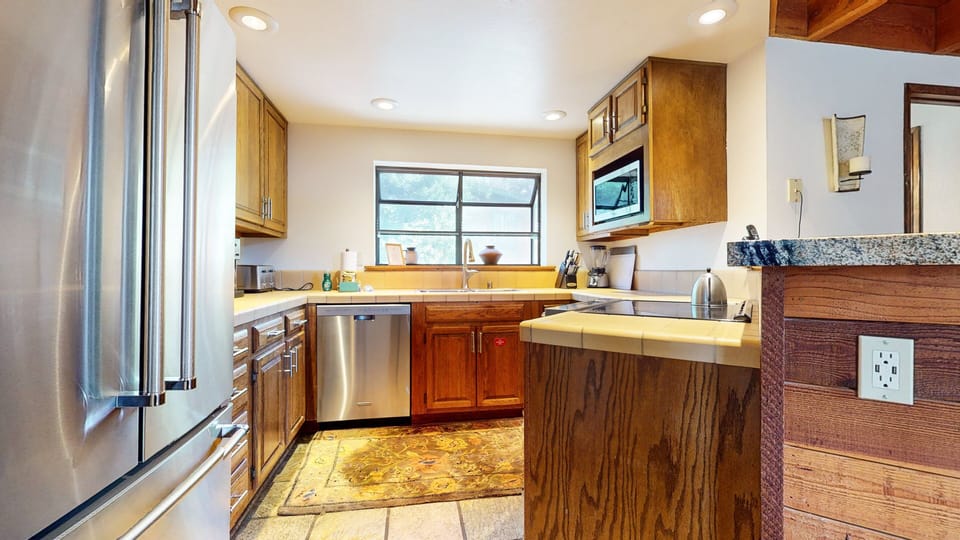 Indoors, Kitchen, Floor, Flooring, Hardwood