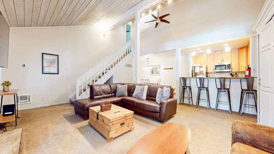 Furniture, Indoors, Living Room, Table, Home Decor
